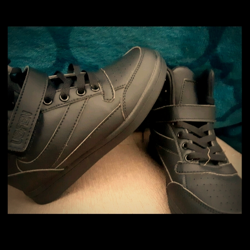 Black shoes
